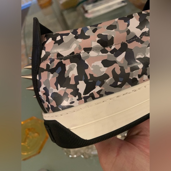 FENDI - Picture 9 of 12